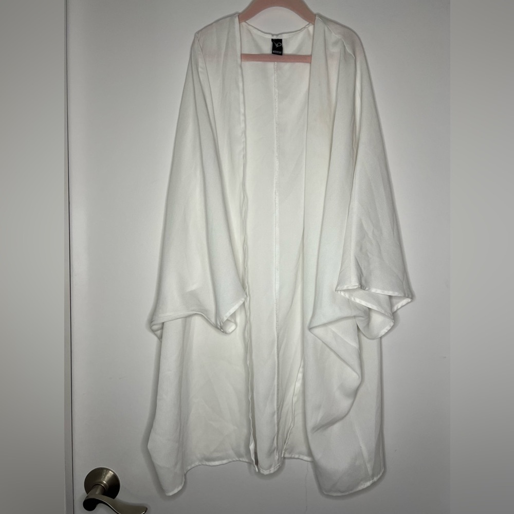 white duster
